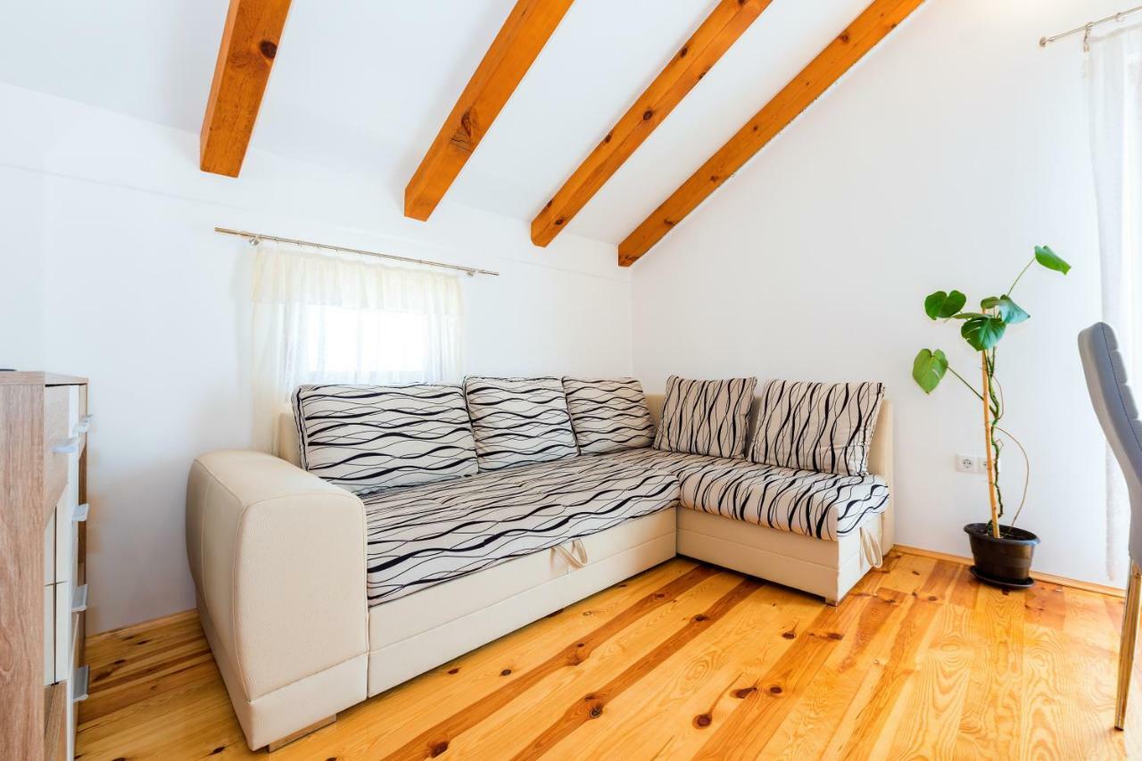 Apartment Bogdanovic Tisno Buitenkant foto